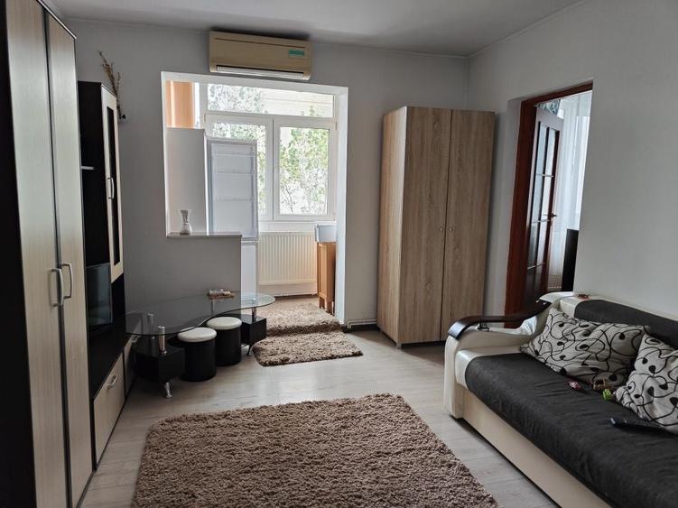 Apartament cu 2 camere nedecomandat în Alexandru cel Bun