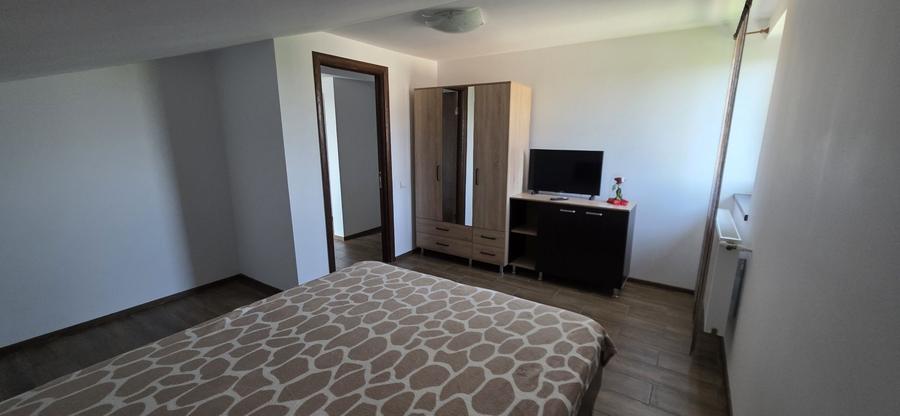 Apartament cu 2 camere semidecomandat în Manolache