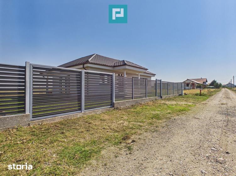 Casă cu 3 camere cu Teren 500 Mp în Central