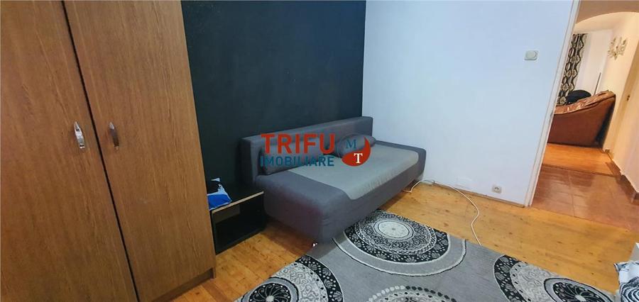 Apartament cu 3 camere decomandat, mobilat în Ampoi 1
