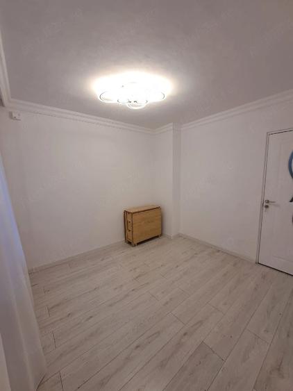 Apartament cu 3 camere decomandat în Ozana
