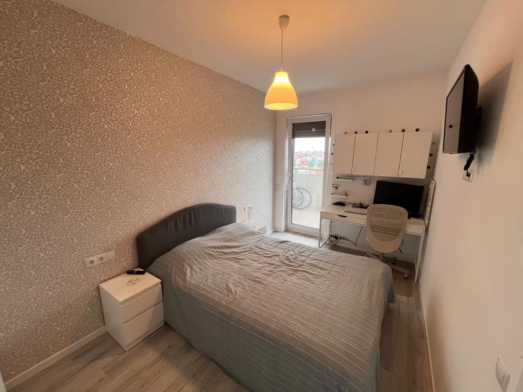 Apartament cu 2 camere semidecomandat în Turnișor