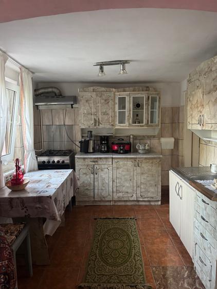 Casă cu 2 camere în Central