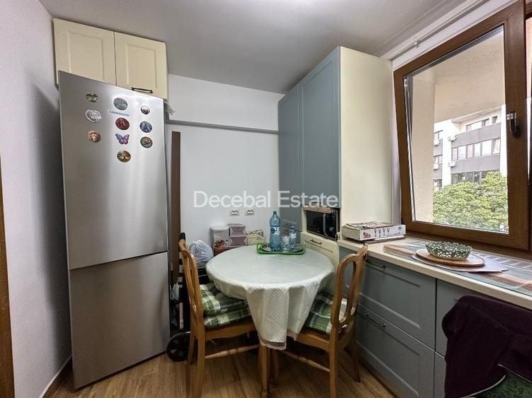 Apartament cu 2 camere semidecomandat, mobilat în Berceni