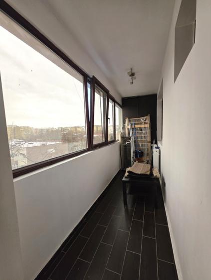 Apartament cu 2 camere semidecomandat în P-ța Gorjului