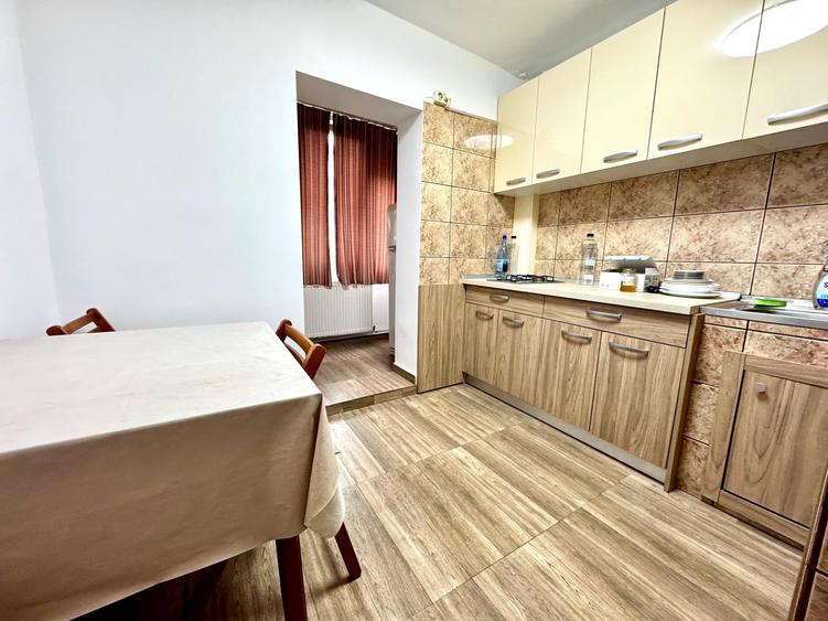 Apartament cu 2 camere decomandat, mobilat în Lipovei