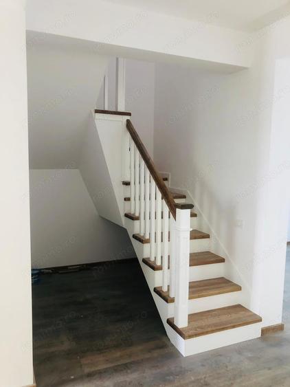 Casă cu 3 camere în Giroc