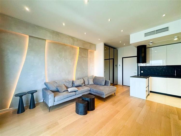 Apartament cu 3 camere decomandat, mobilat în Floreasca