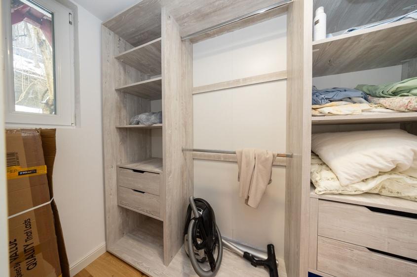 Apartament cu 2 camere decomandat, mobilat în Dealul Cetății