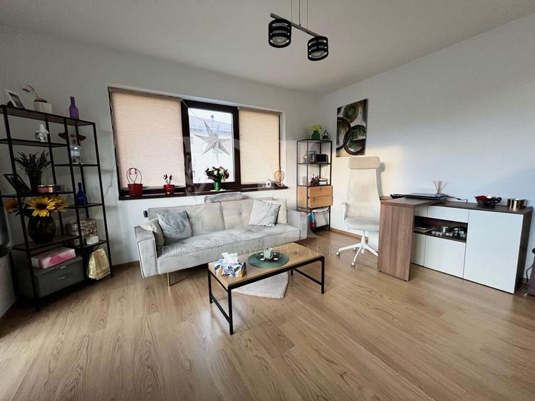 Apartament decomandat  / etaj intermediar / Zona Parcul Poligonului - 1
