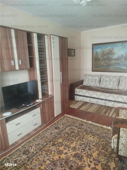 Garsonieră decomandată în Astra
