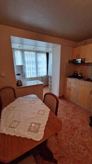Apartament cu 4 camere în Central