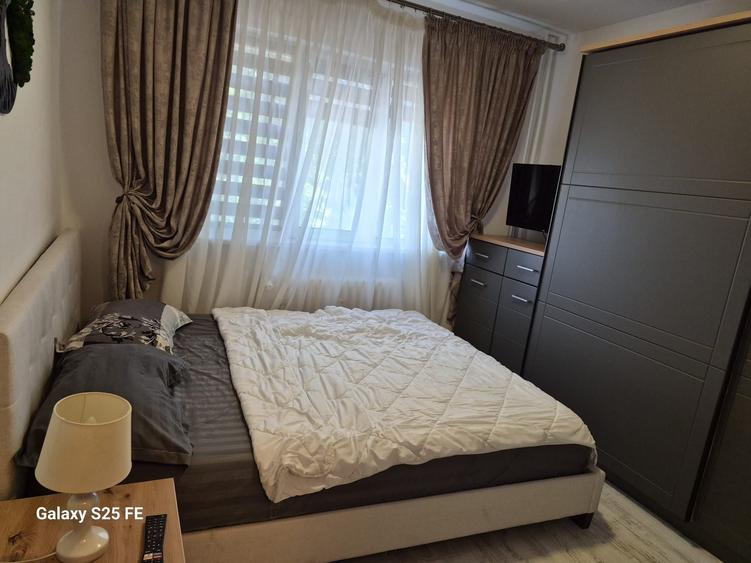 Apartament cu 3 camere decomandat în Popoveni
