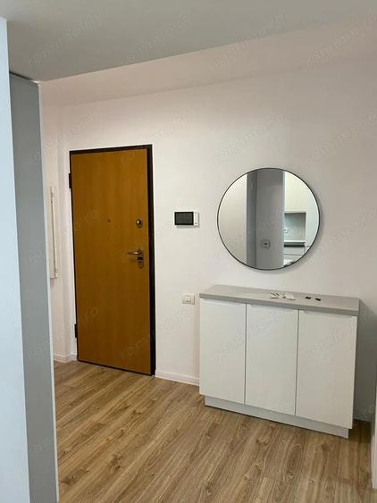 Apartament cu 2 camere semidecomandat în Sud