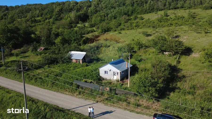 Casă cu 1 camere cu Teren 4162 Mp în Vultureni