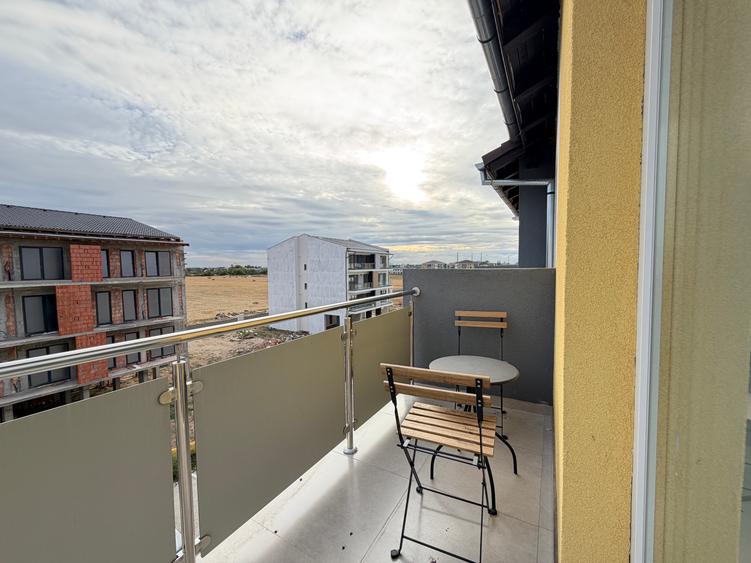 Apartament cu 2 camere decomandat în Giroc