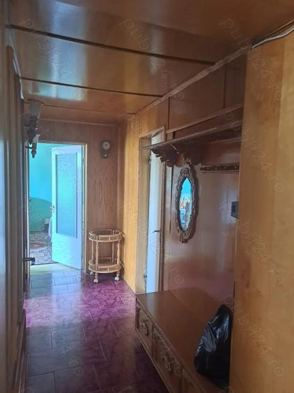 Apartament cu 4 camere decomandat în Sebeș