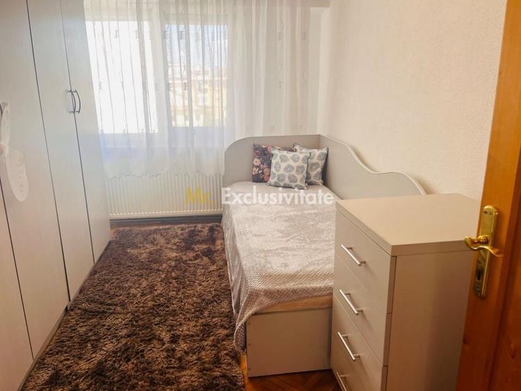 Apartament cu 3 camere decomandat, mobilat în Ultracentral