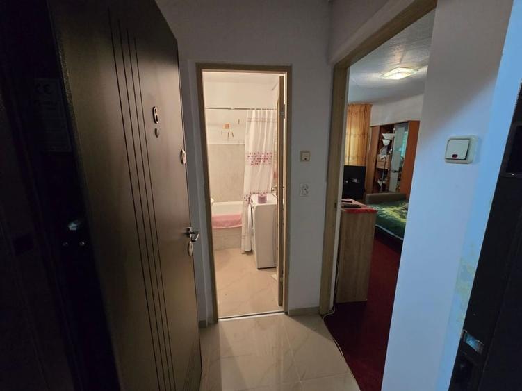 Garsonieră semidecomandată în Central