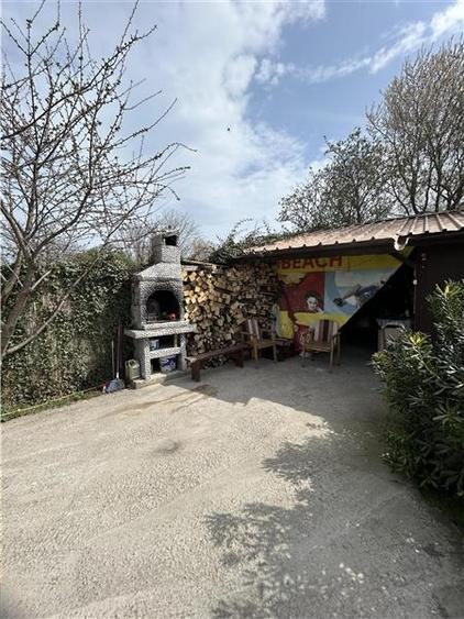 Casă individuală cu 3 camere cu Canalizare în Sud