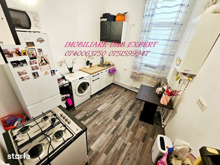 Vanzare apartament 2 camere in Centru - 2