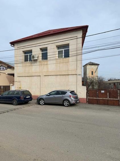 Spațiu comercial, de 610 mp, în Central