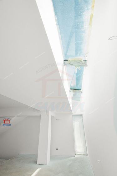 Casă individuală cu 5 camere cu Canalizare în Costi