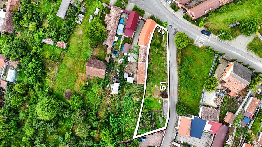 Teren Construcții intravilan de 601 mp, în Bungard