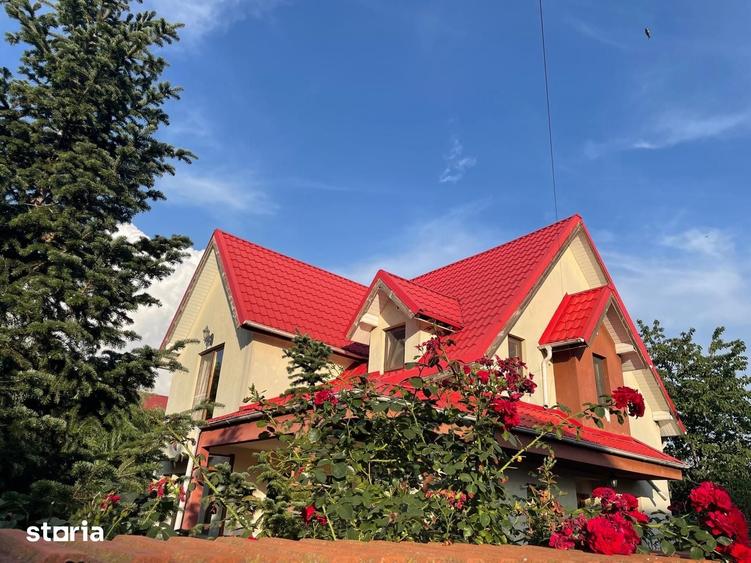 Casă cu 4 camere cu Teren 501 Mp în Domnești