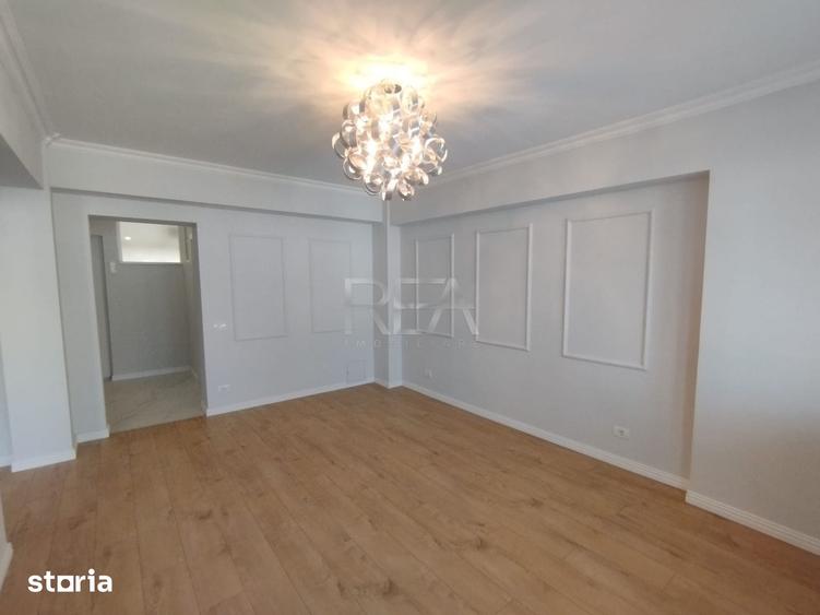 Apartament cu 3 camere în Centrul Civic