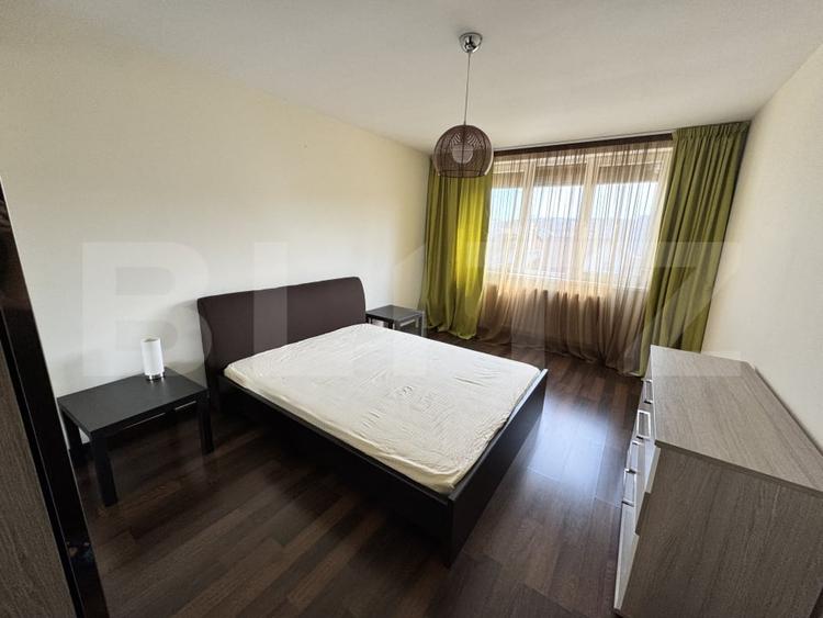 Apartament cu 3 camere decomandat, mobilat în Ultracentral