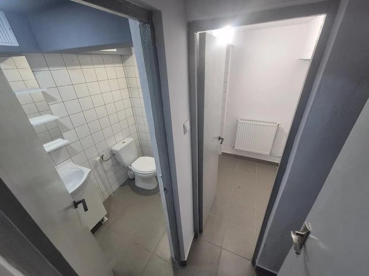 Birou, de 200 mp, în Hala Centrală