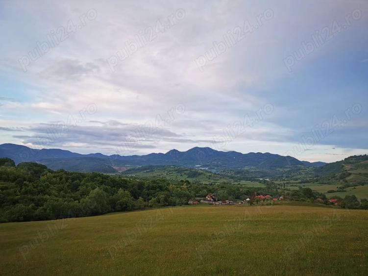 Teren de 4394 mp, în Bârsău