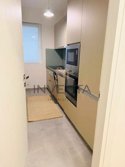 Apartament cu 2 camere decomandat, mobilat în Central