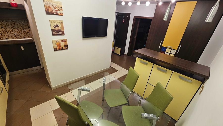 Apartament cu 3 camere decomandat în Calea Călărașilor