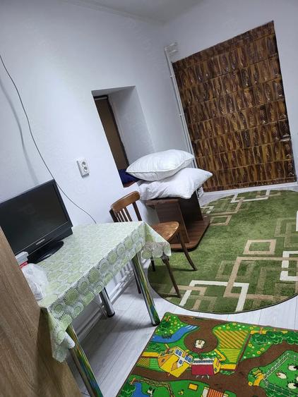 Casă cu 4 camere cu Teren 2200 Mp în Valea Stanciului