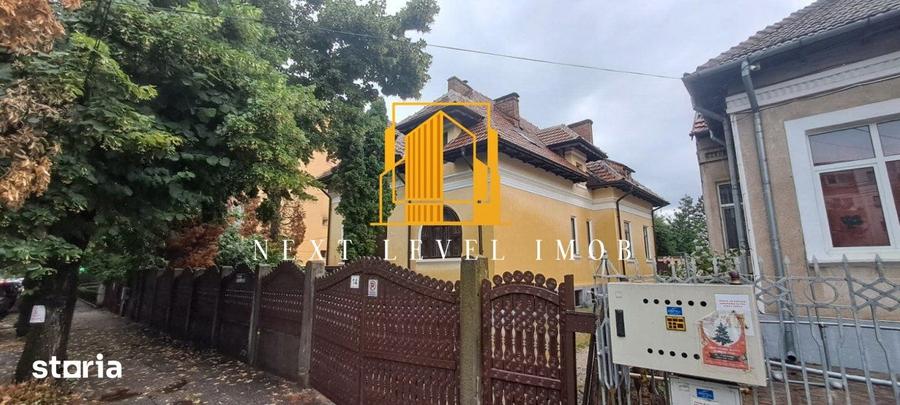 Casă cu 5 camere cu Teren 654 Mp în Negru Vodă