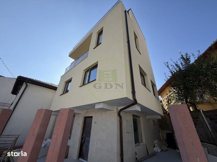 Casă cu 4 camere cu Teren 111 Mp în Central