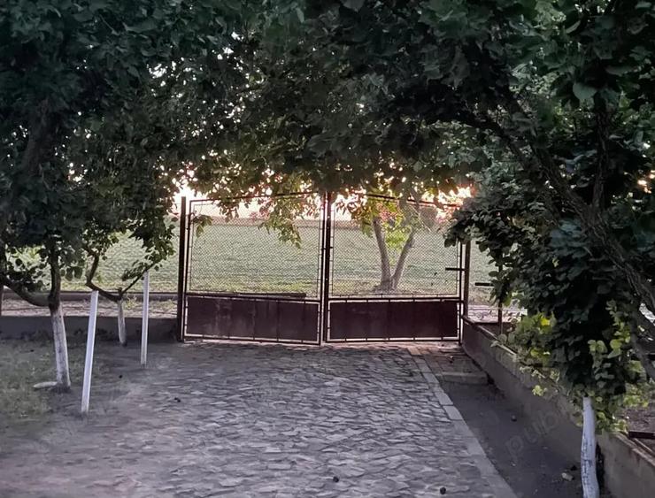 Casa din caramida - 2