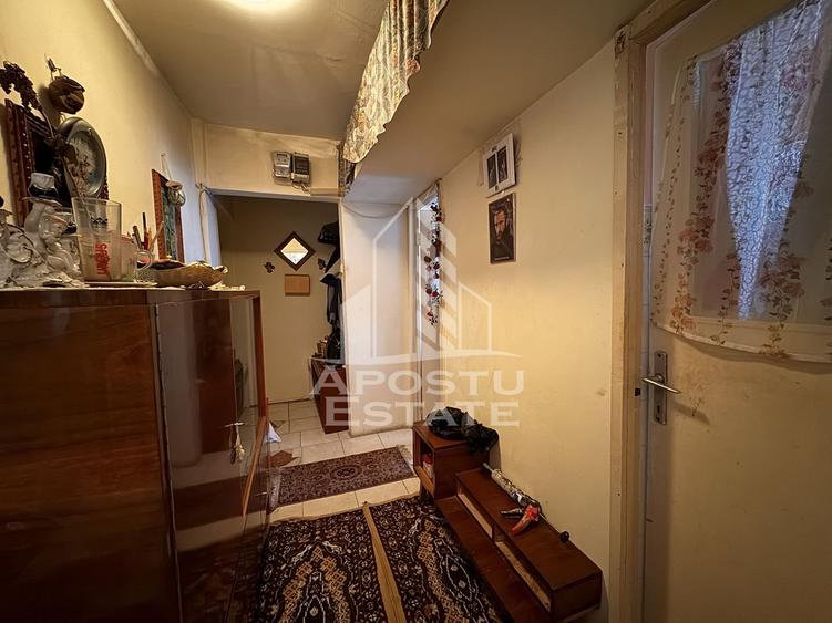Apartament cu 2 camere nedecomandat, mobilat în Blașcovici