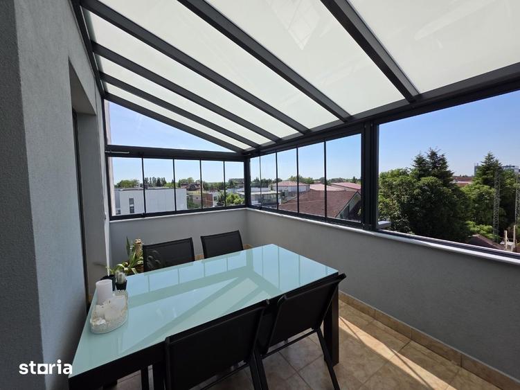 Apartament cu 4 camere, mobilat în Central
