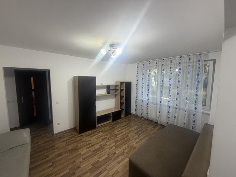 Apartament de vanzare - 6