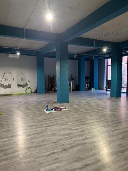 Spațiu comercial, de 1,200 mp, în Central