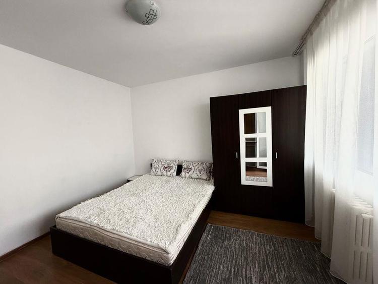 Apartament cu 2 camere nedecomandat în Podu Roș
