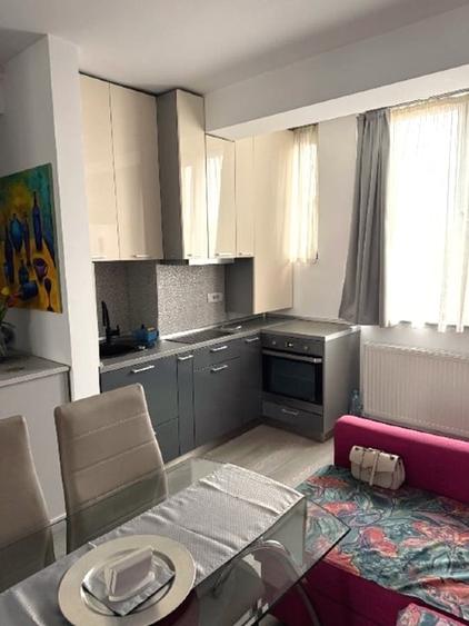 Apartament cu 2 camere decomandat, mobilat în Bucureștii Noi