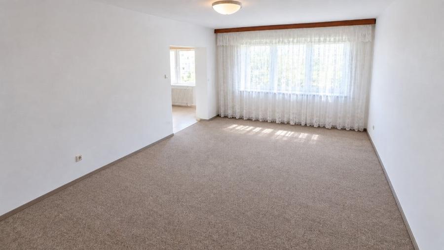 Apartament cu 4 camere decomandat în Gorjului