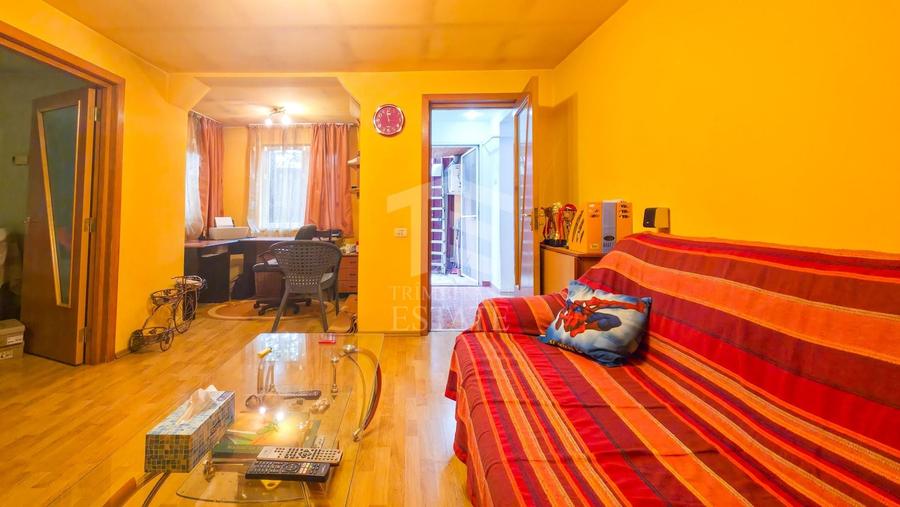 Casă individuală cu 4 camere cu Canalizare în Rahova