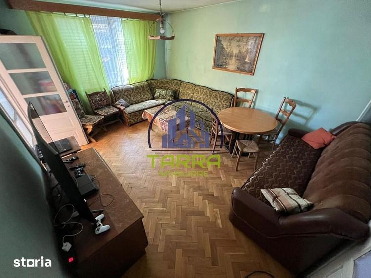 Casă cu 6 camere cu Teren 200 Mp în Cetate
