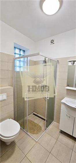 Apartament cu 3 camere semidecomandat, mobilat în Turnișor