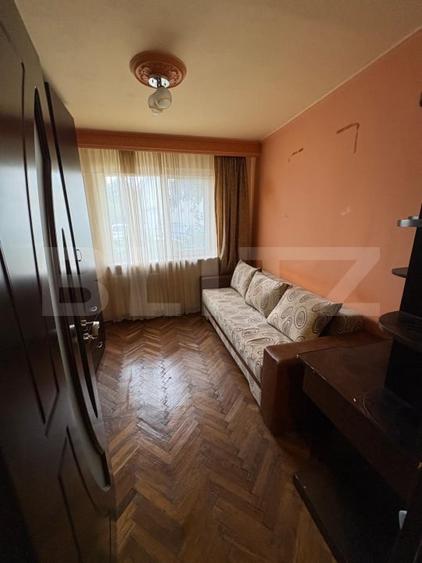 Apartament cu 3 camere decomandat, mobilat în Banat